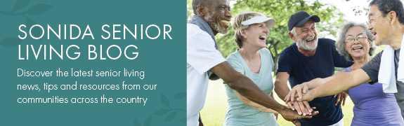 blog banner with seniors enjoying the outdoors