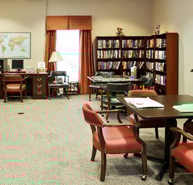 Senior living community library in Richardson, Texas