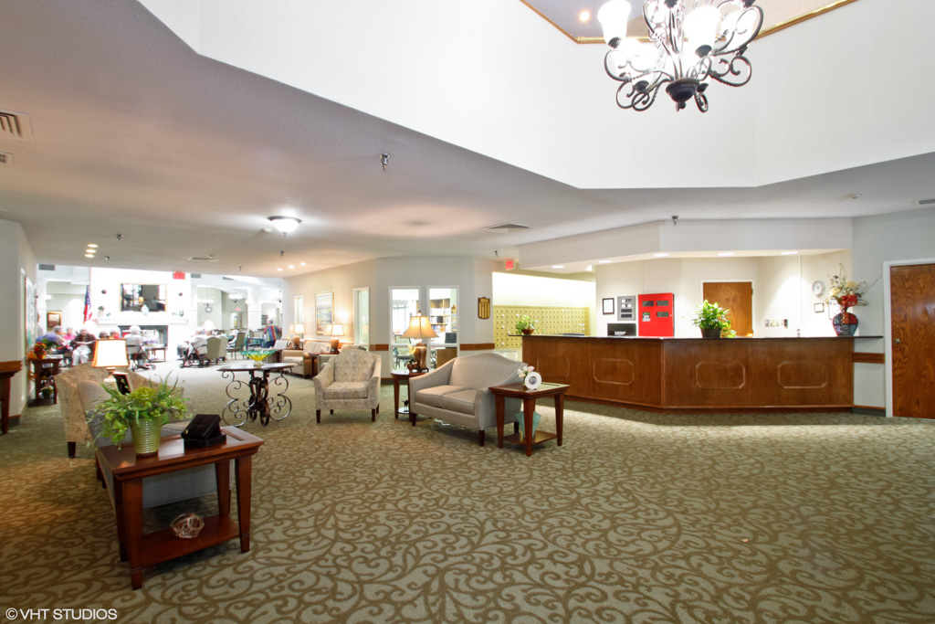 Independence Village of Olde Raleigh_Interior_FrontDesk_01
