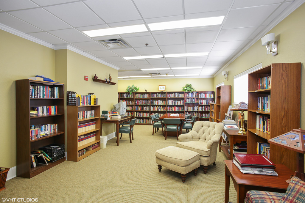 The Waterford at Mesquite_Interior_Library_01