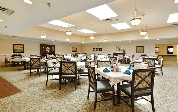 Elegant and spacious dining room with multiple tables and plenty of lighting in Columbus, Ohio.