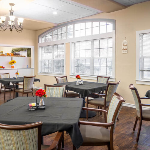 Good Tree dining room