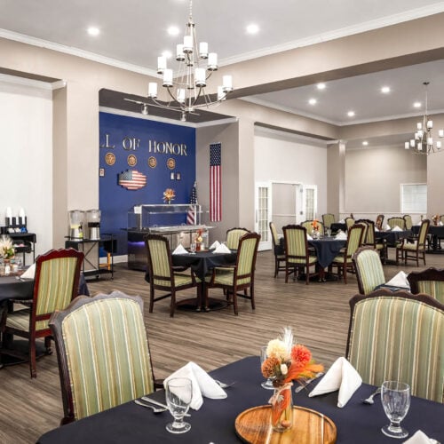 The Waterford at Plano dining