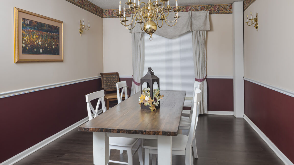 Autumn Glen Interior Dining 02