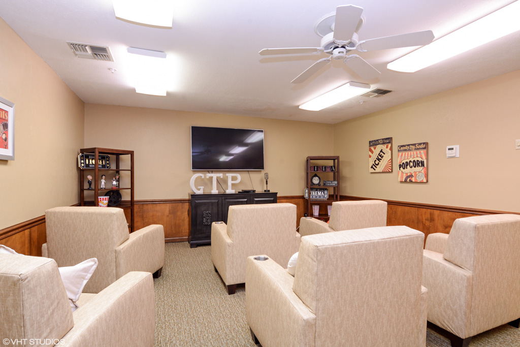 Georgetowne Place_Interior_Theater_01