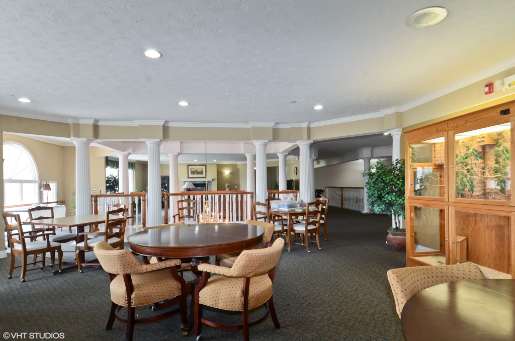 Greenbriar Village_Interior_Dining_02