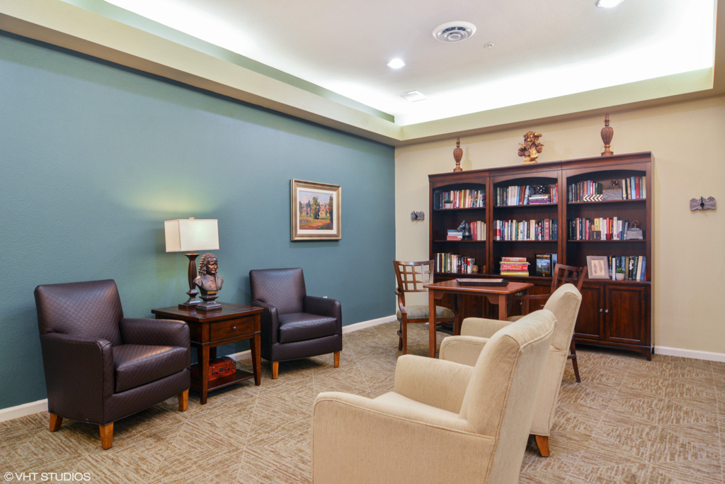 Summit Point_Interior_Shared_02