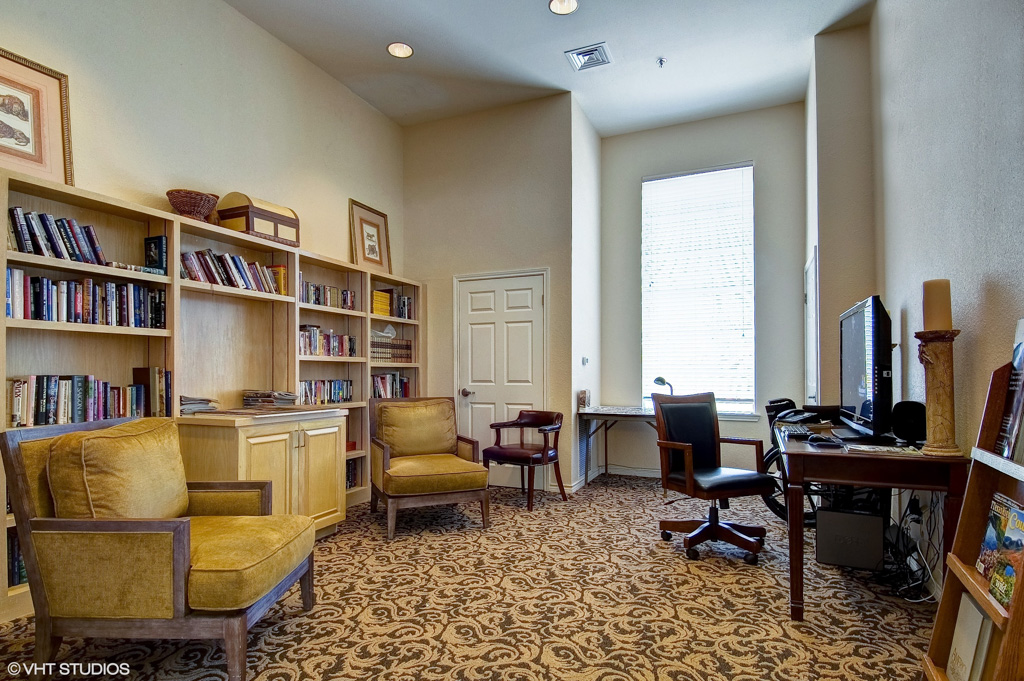 The Waterford at Corpus Christi_Interior_Library_01