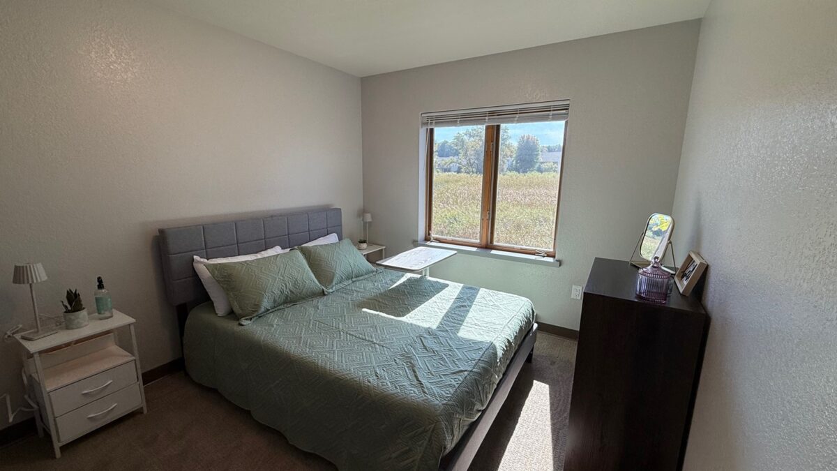 The Waterford at Hartford Apartment 06