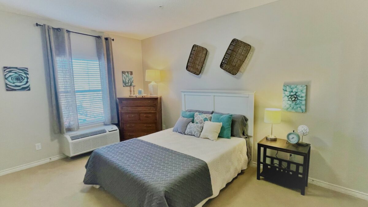 The Waterford at Ironbridge Apartment 02