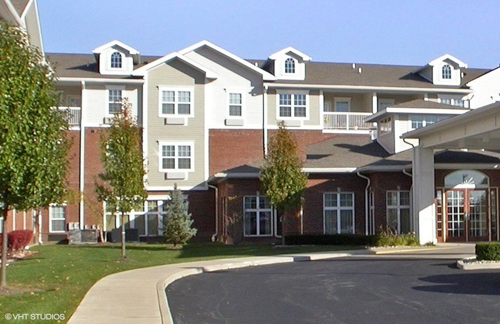 The Waterford at Levis Commons_Exterior_Front_01