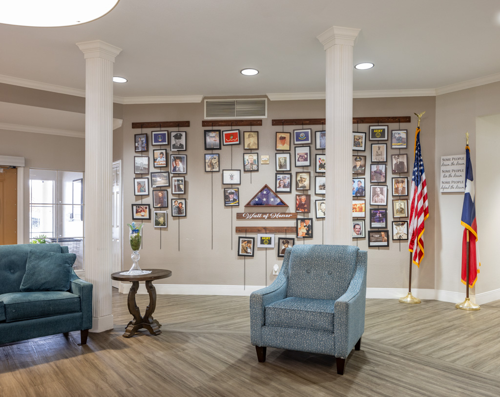 The Waterford at Thousand Oaks_Interior_WallofHonor_01