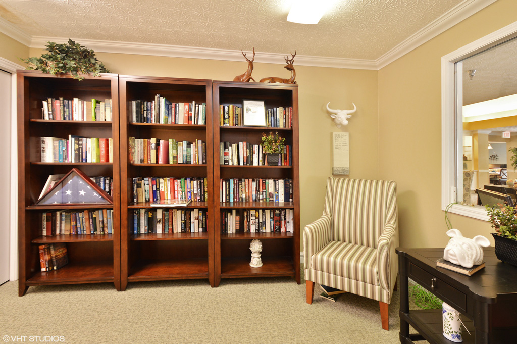 The Woodlands of Columbus_Interior_Library_01