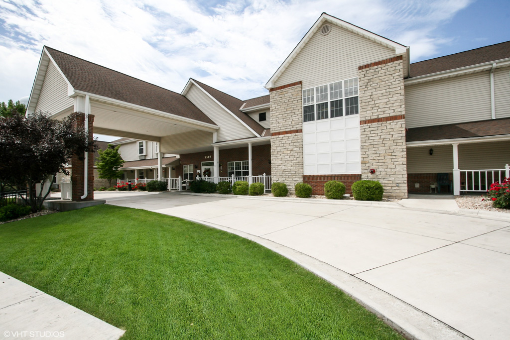 Vintage Gardens & The Villas at Vintage Oaks – Senior Living in St. Joseph, MO