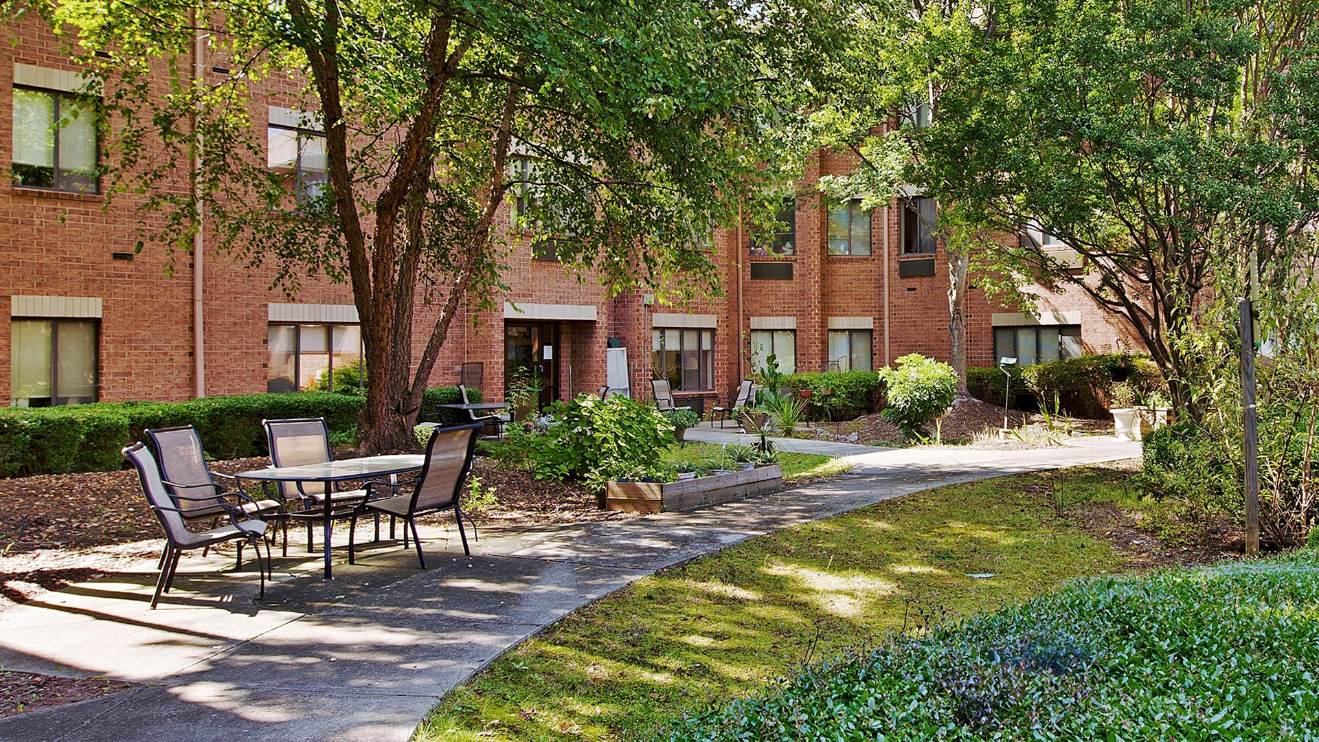 Independence Village of Olde Raleigh – Senior Living in Raleigh, NC