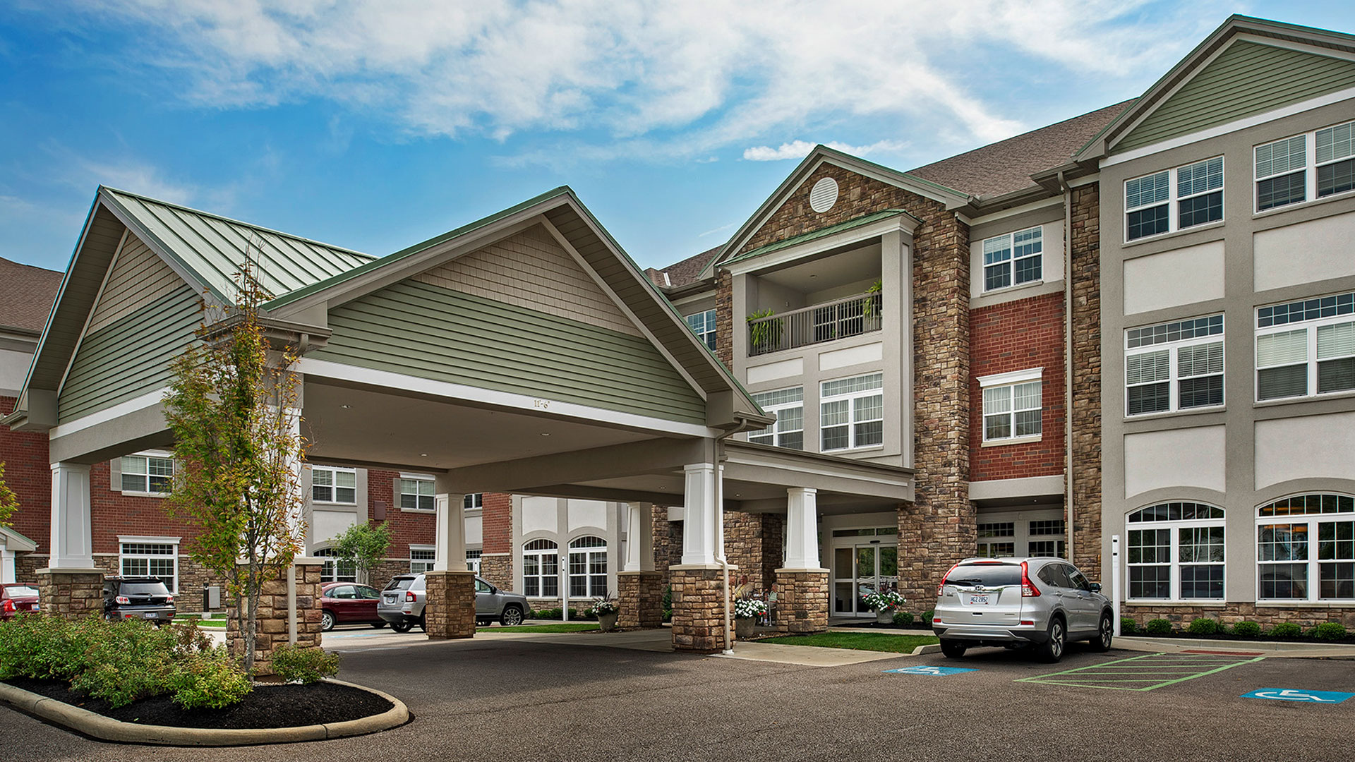 Summit Corners – Senior Living in Macedonia, OH