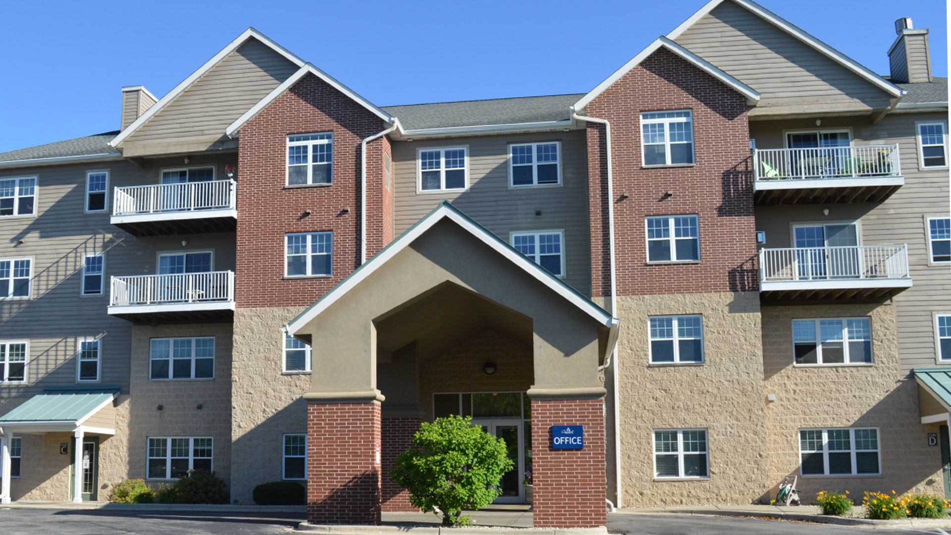 The Waterford at Fitchburg – Senior Living in Fitchburg, WI