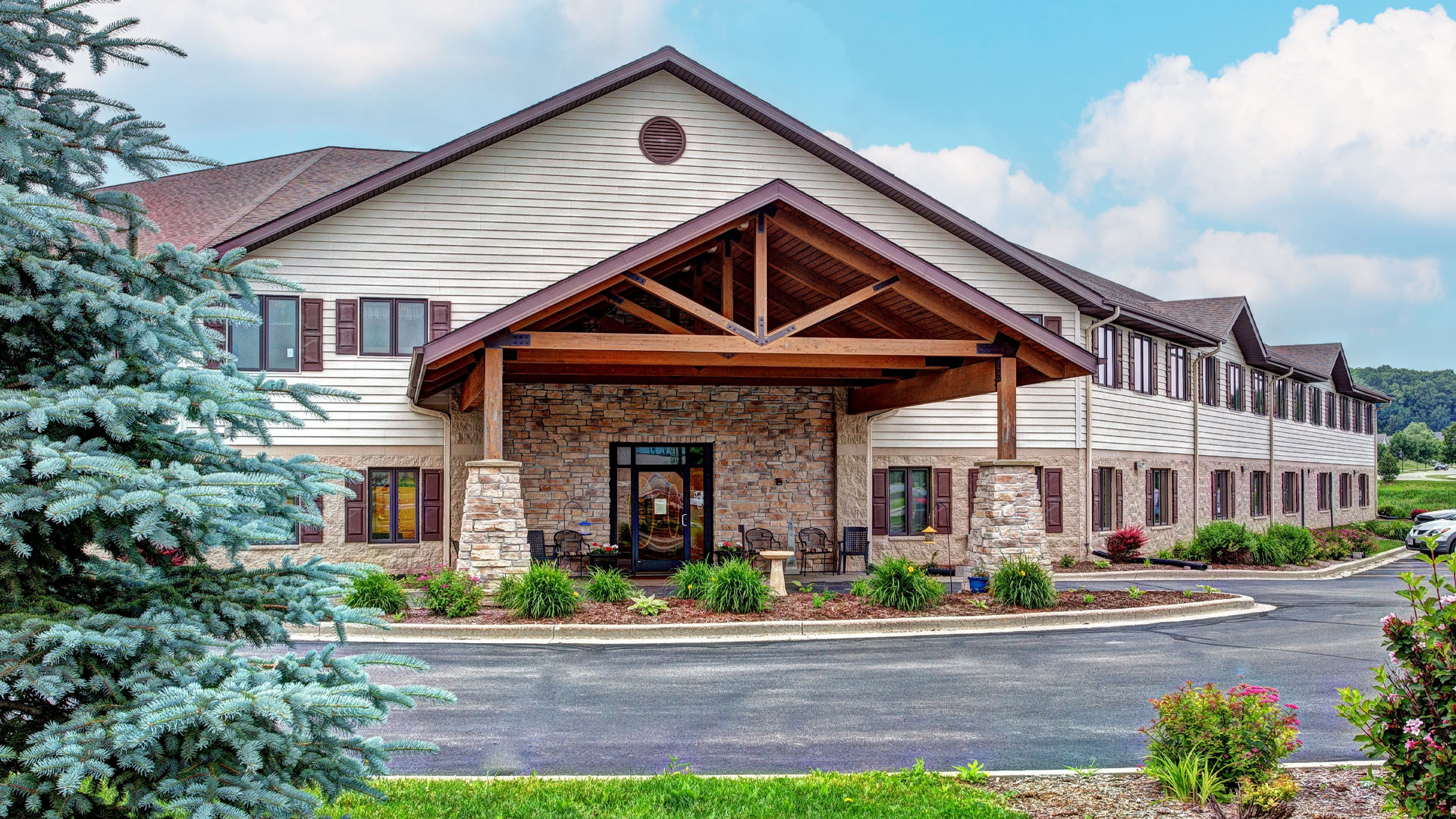 The Waterford at Hartford – Senior Living in Hartford, WI