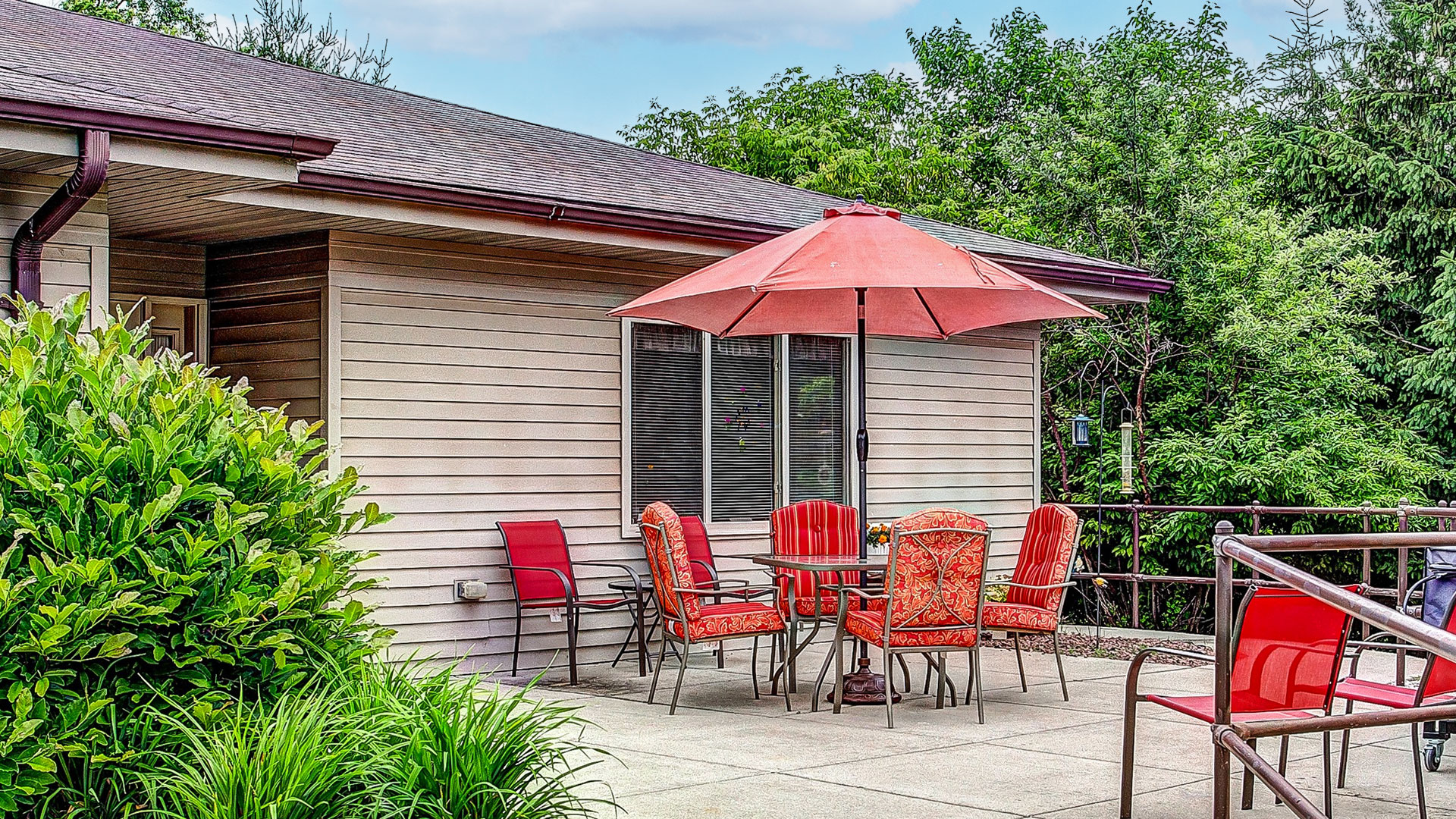 The Waterford at West Bend – Senior Living in West Bend, WI