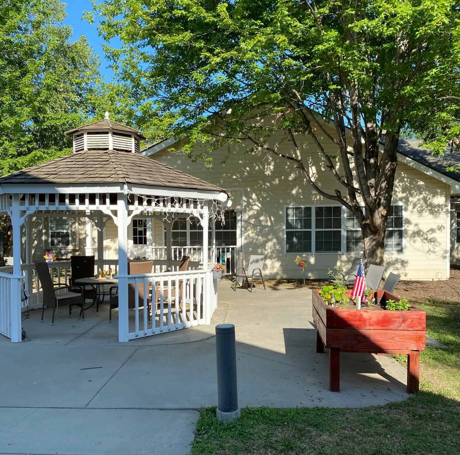 Outdoor gazebo and resting area at a senior living community in Elkhorn, Nebraska.