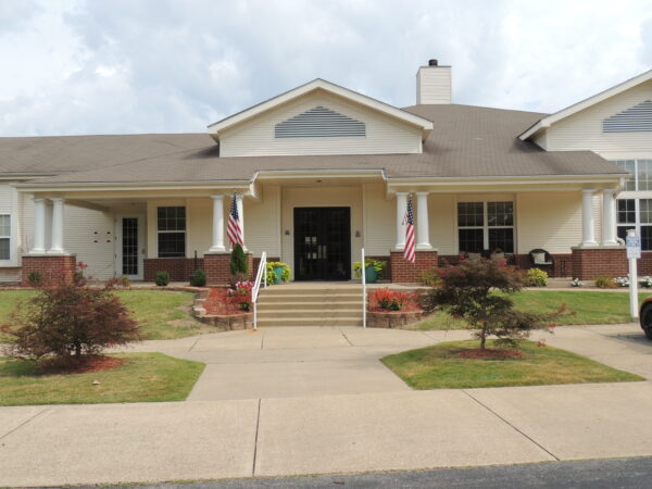 exterior building of southern meadows, located in Mountain Home, Arkansas