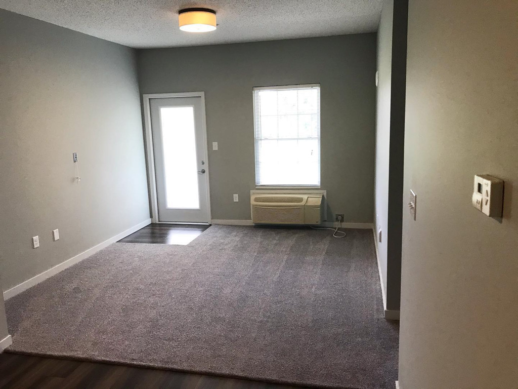 The Oaks at Plainfield_Apartment_03