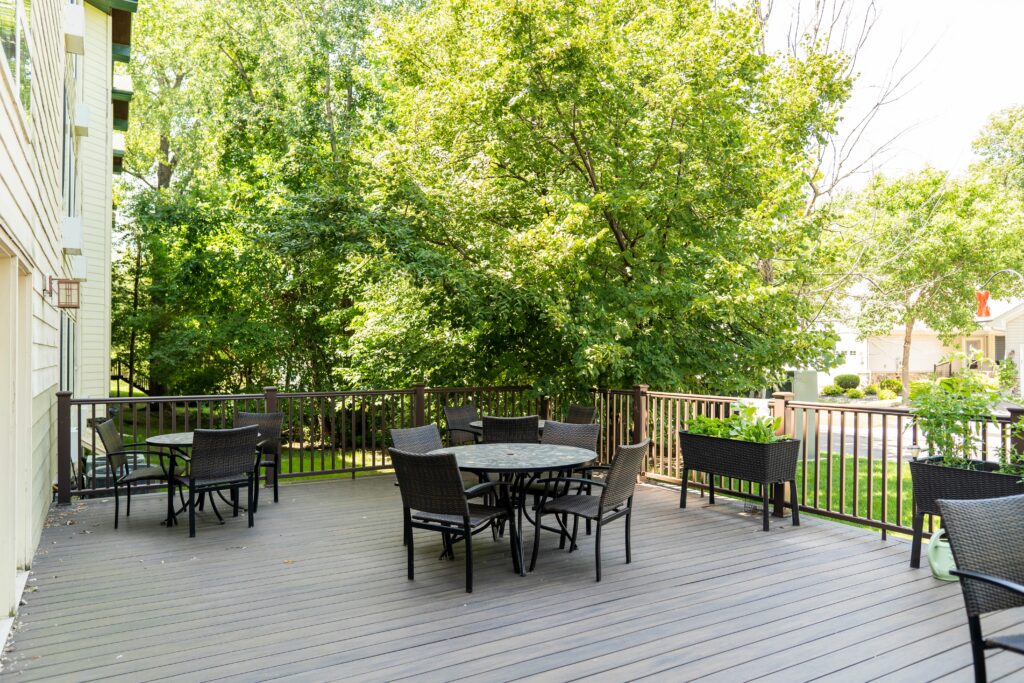 patio with seating near the outdoor courtyard