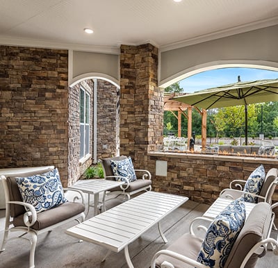The Ashton on the Dorsey outdoor courtyard