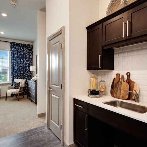 The Ashton on the Dorsey apartment kitchen
