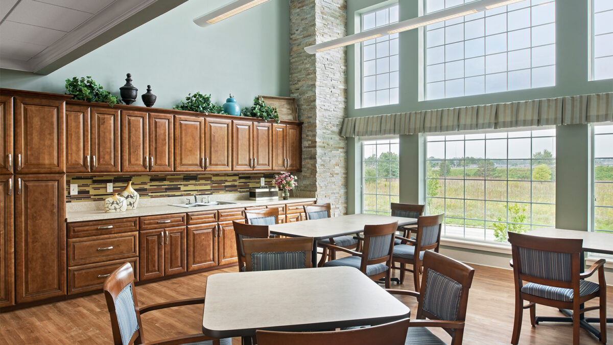 Summit Corners Interior Dining 01