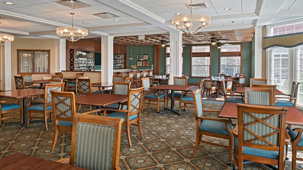 Summit Corners Interior Dining 03