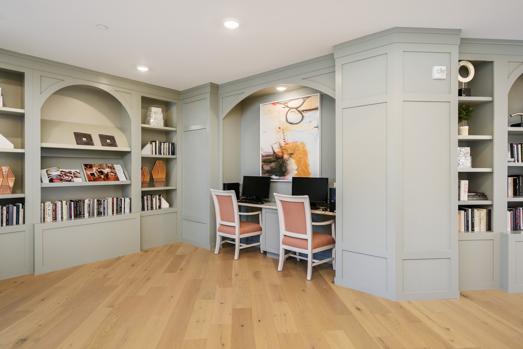 The Ashton at Anderson_Interior_Library_03