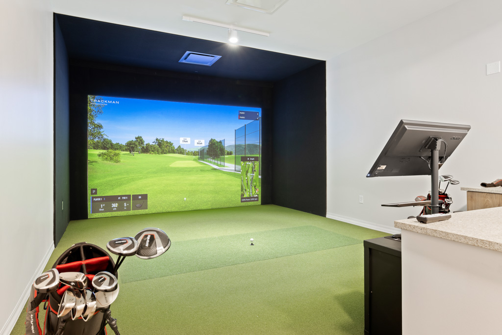 The Ashton at Mayfield Heights_Activities-Golf_01