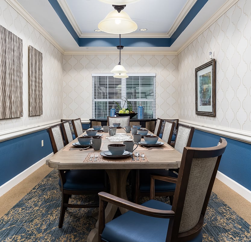 The Waterford at Westover dining area