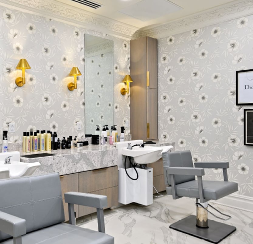 Plaza spa and salon room
