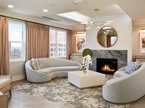 The Ashton on the Plaza front lounge area