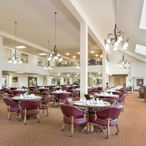 Oakwood Hills dining area