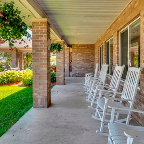 Middleton Crossing courtyard