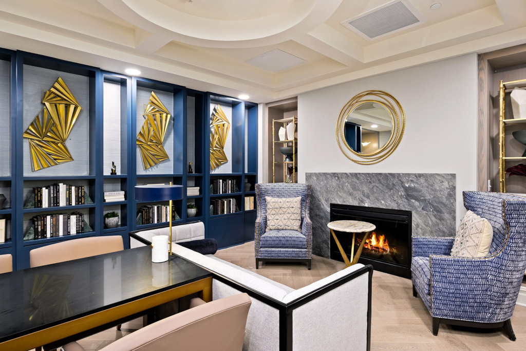 The Ashton on the Plaza_Interior_Library_02