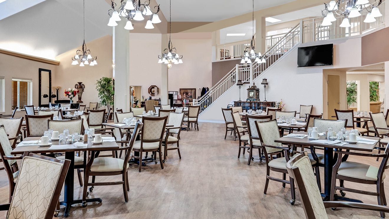 Middleton Crossing dining area