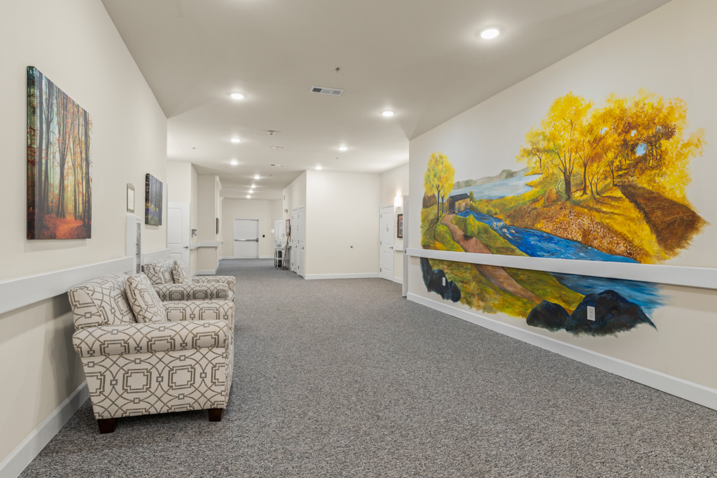 The Addison of Sandy Springs_Interior_Hallway_01_Art Mural