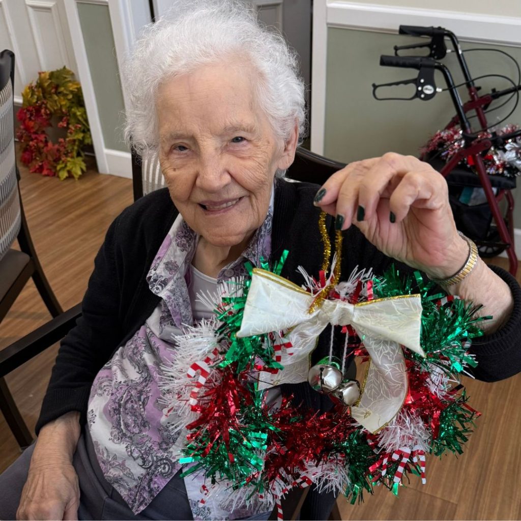 Summit Corners resident creates a holiday wreath