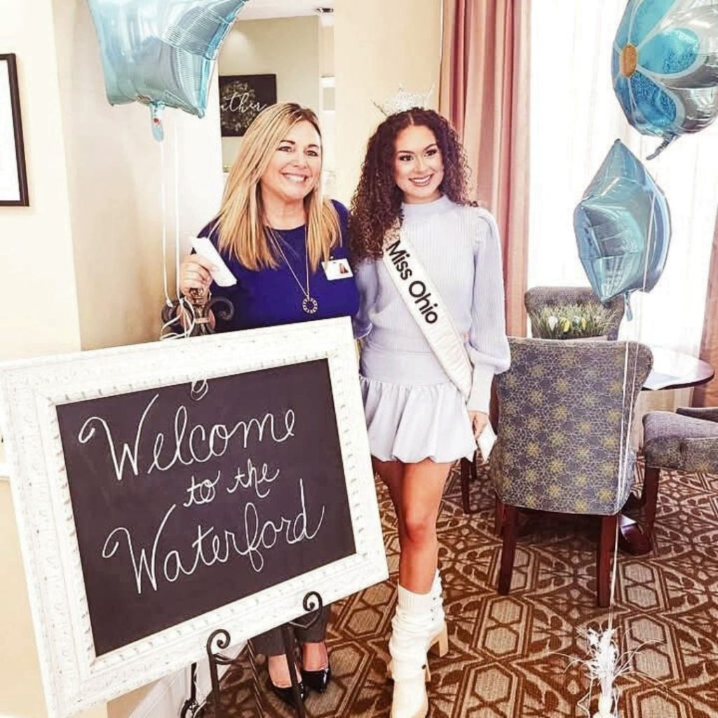 Waterford at Mansfield Executive Director and Miss Ohio pose for Wear Blue Day
