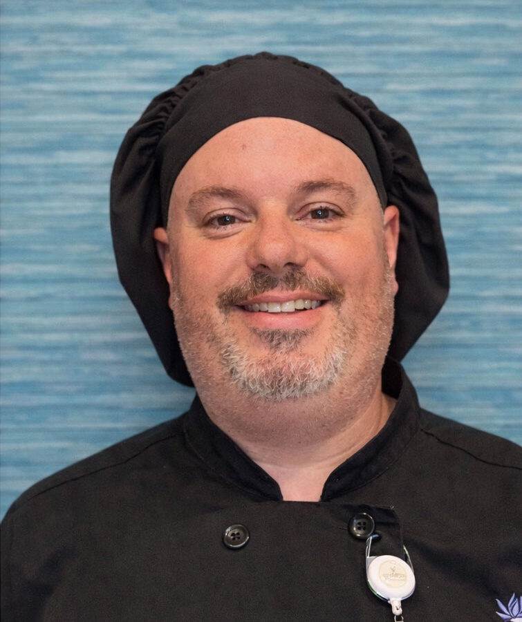 headshot mtel dd louis