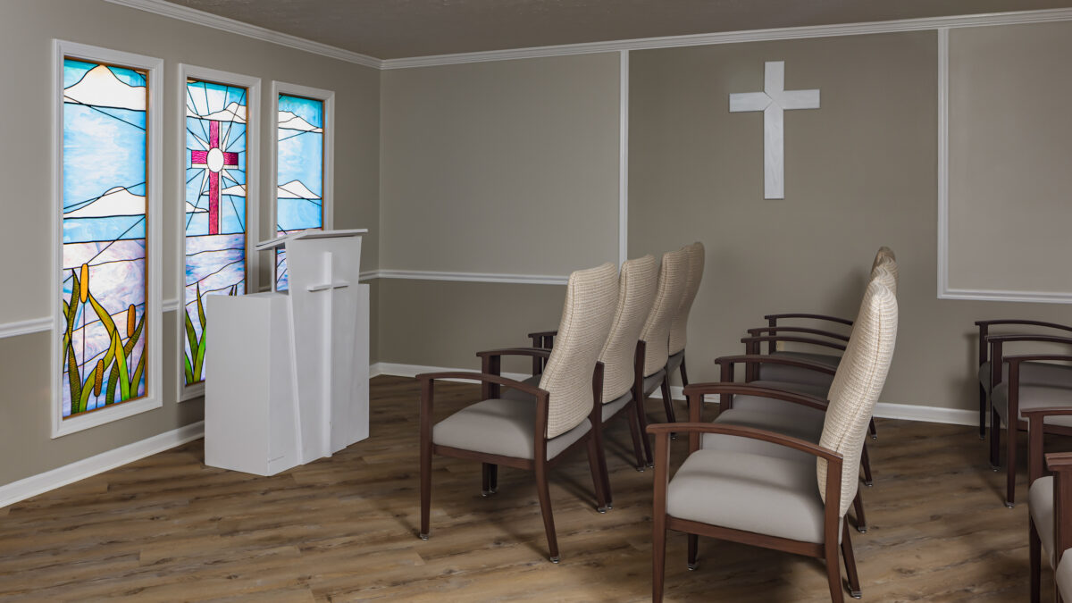 Country Charm Interior Chapel 01