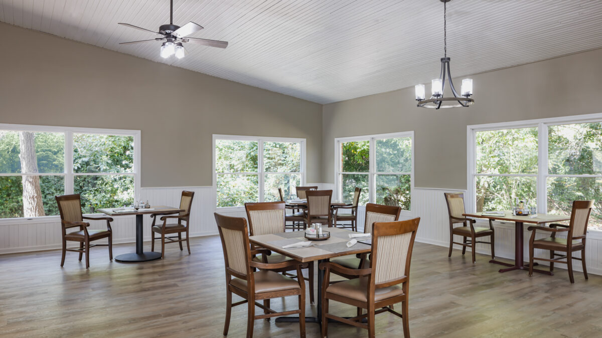 Country Charm Interior Dining 01