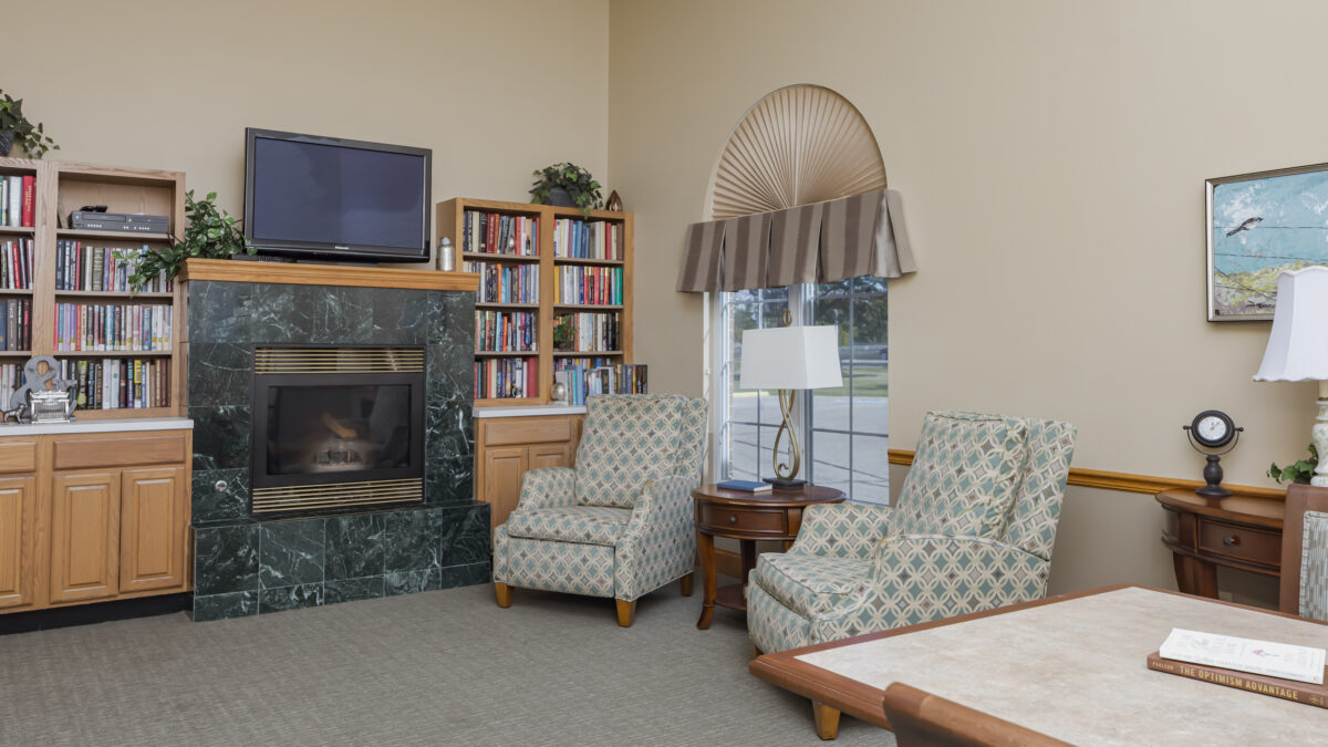 Keystone Woods Interior Library 01