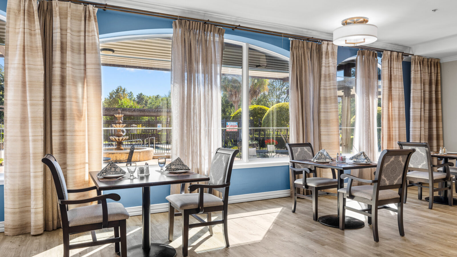 The Jasper of Meadows Place Interior Dining 05