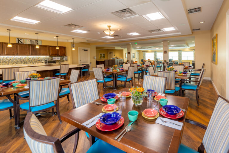 Brookridge Heights Interior Dining 01