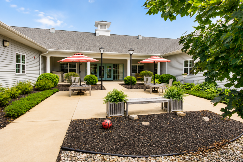 Curry House Exterior Patio 02 2